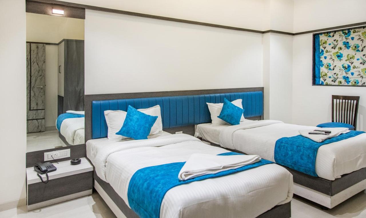Hotel Megh Residency Navi Mumbai Exterior foto